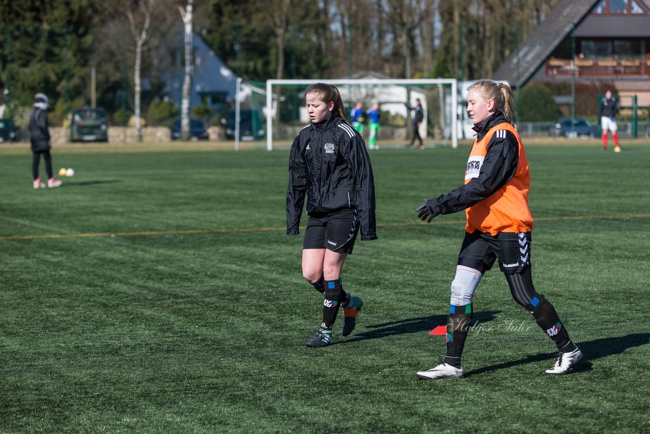 Bild 57 - B-Juniorinnen Halbfinale SVHU - Holstein Kiel : Ergebnis: 3:0